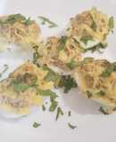 Huevos rellenos con atún listos para ensalada