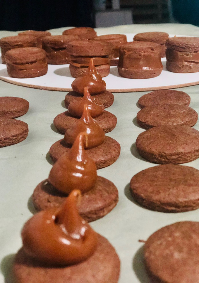 Una foto de Alfajores de chocolate