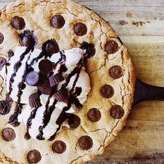 A picture of Peanut Butter Cup Skillet Cookie.