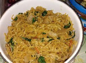 Foto resep MIE GORENG BURUNG DARA SOSIN + BAKSO 🍝