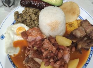 Foto principal de Bandeja paisa