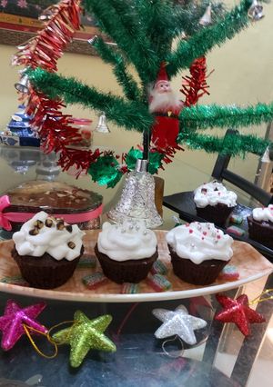 চকোলেট কাপ কেক(chocolate cupcake recipe in Bengali) রেসিপির প্রধান ছবি
