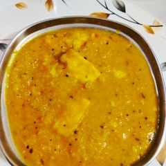 A picture of Paneer masala.