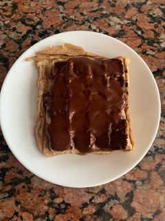 Una foto de Gofre de harina de avena con nocilla fit