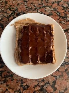 Una foto de Gofre de harina de avena con nocilla fit