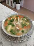 Caldo de patas de pollo