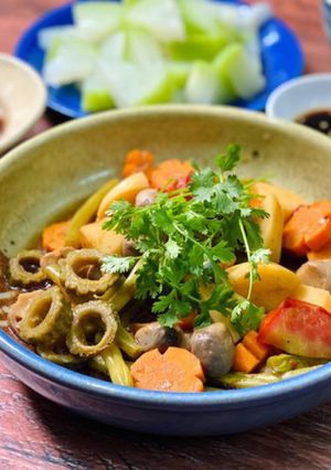 Hình của món Củ Quả Kho Chay.