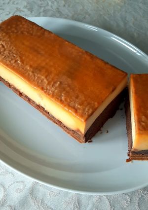 Foto di Flan al caramello al cioccolato