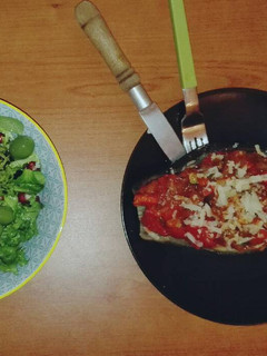 Una foto de Berenjena rellena light para cena