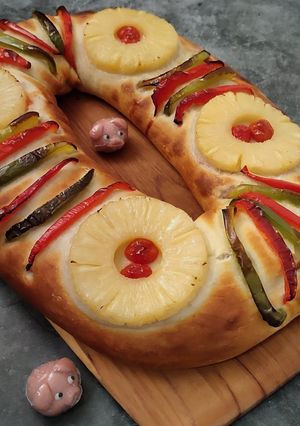Una foto de 👑 ROSCAPIZZA HAWAIANA 🍕
