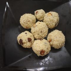 A picture of Rava (Semolina) Ladoo / Sooji Ladoo / Easy Special Sweet for Diwali.