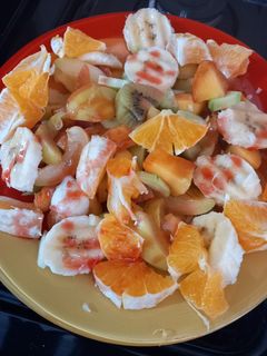 عکسی از دستور سالاد میوه تابستانه