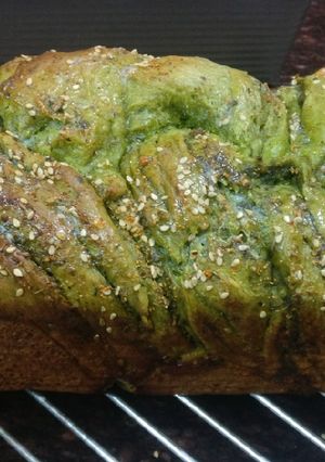 A picture of Spinach Cheese Garlic Babak.