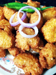 દાળવડા(Dalvada recipe in gujarati) રેસીપી મુખ્ય ફોટો