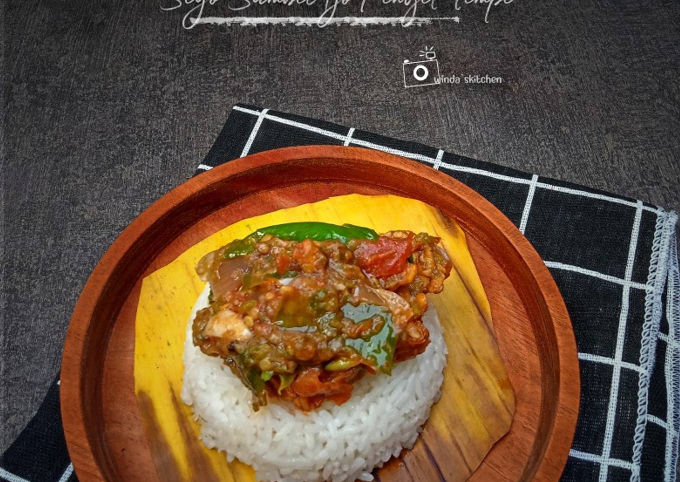 Sego sambel ijo penyet tempe