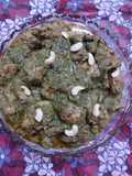 Afghani haryali gravy chicken
