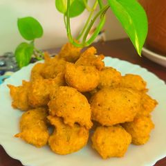Urad Dal Vada A picture of Urad Dal Vada.