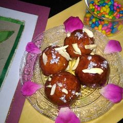 A picture of Pineapple gulab jamun.