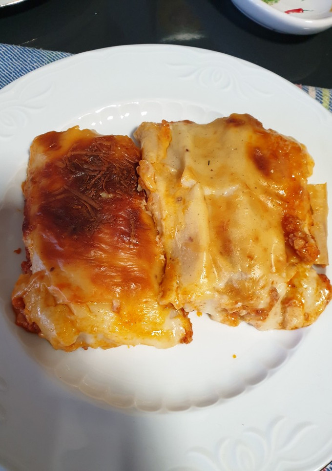 Una foto de Canelones caseros