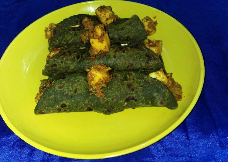 Steps to Make Perfect Palak paneer paratha rolls