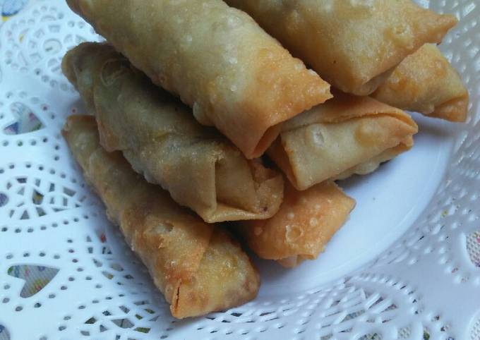 Simple Way to Prepare Perfect Veggie chinese Spring rolls