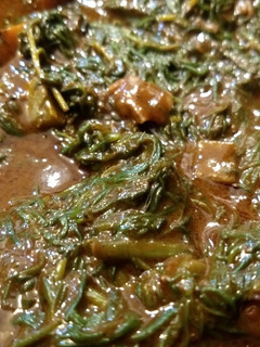 Una foto de Romeritos en mole