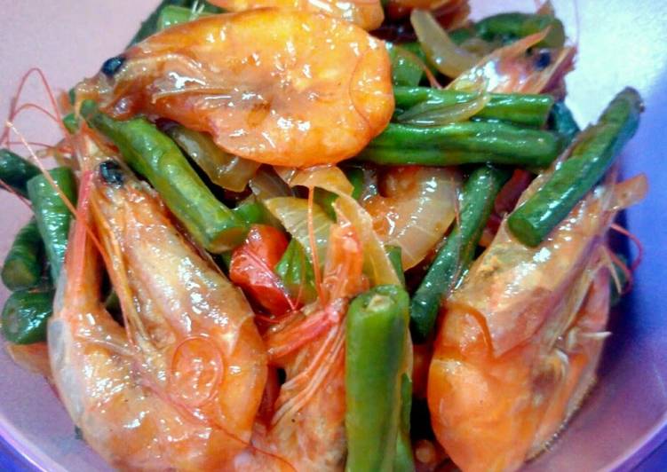Tumis Udang Asam Manis