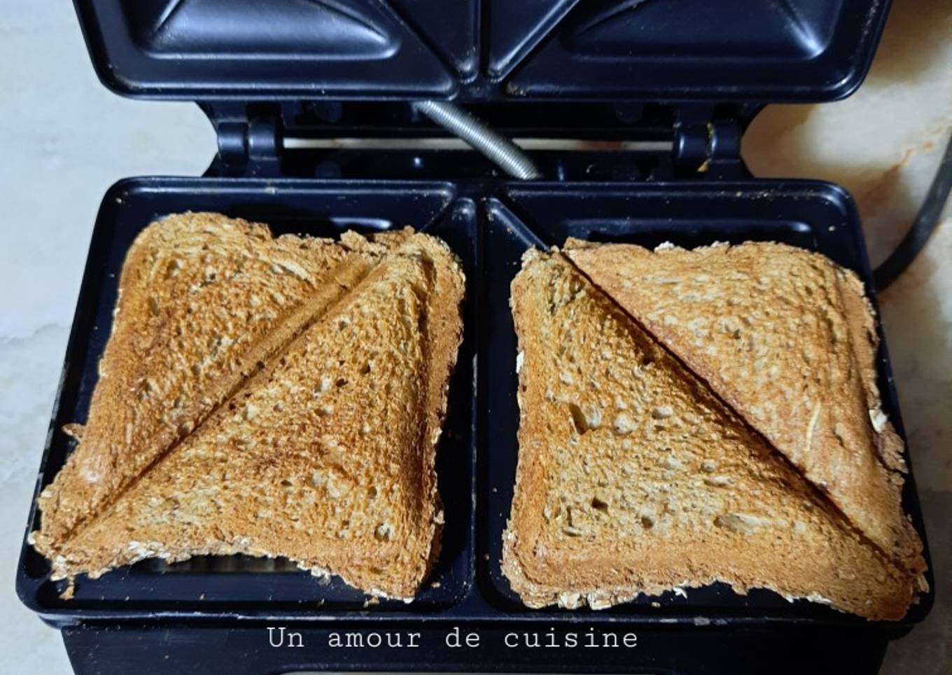 Sandwichs au saucisson