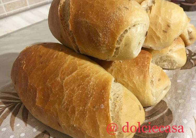 Panini ai semi di finocchio