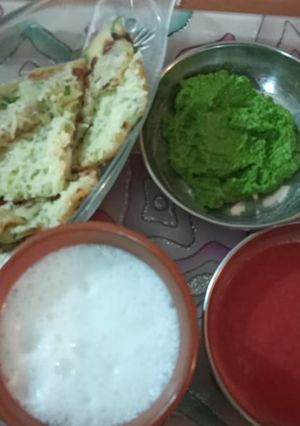 ચીઝ આલુ પરાઠા (Cheese Aloo Paratha Recipe In Gujarati) રેસીપી મુખ્ય ફોટો