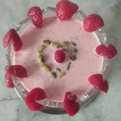 Strawberry 🍓 Rabdi (with compote) A picture of Strawberry 🍓 Rabdi (with compote).