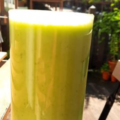 A picture of Green Smoothie (yummy).