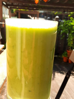 A picture of Green Smoothie (yummy).