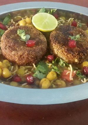 A picture of Ghoogni chat.