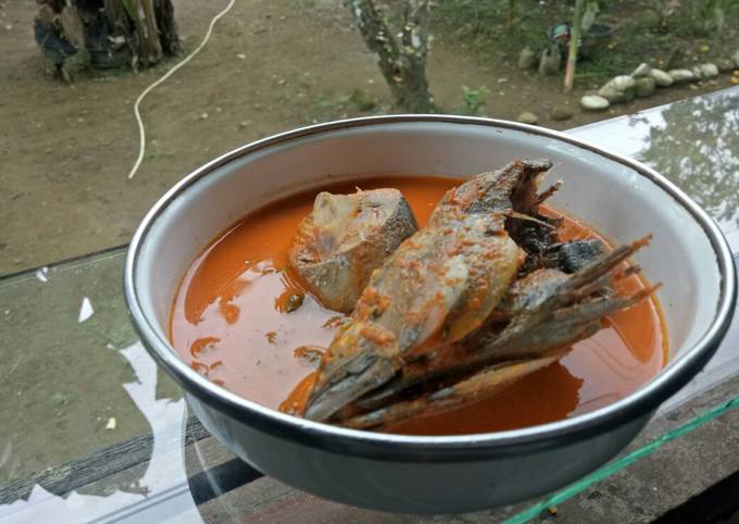 Asam padeh ikan tongkol khas rumah makan padang - cookandrecipe.com