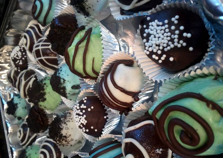 Recipe of Super Quick Homemade Easy oreo truffles with detailed steps.