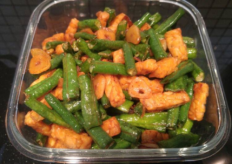 Tumis tempe dan kacang panjang