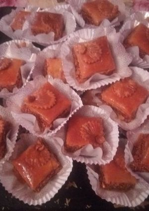 صورة لوصفة بقلاوة مورقة بالنشاء