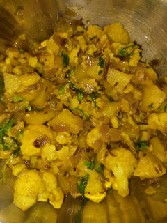 A picture of Cauliflower curry.