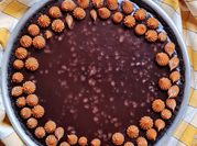 Una foto de tarta cabsha con crema de leche