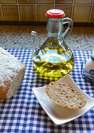 Una foto de Pan de espelta integral, panadera Lékué