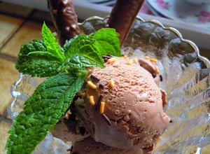Una foto de Helado de chocolate sin lactosa 