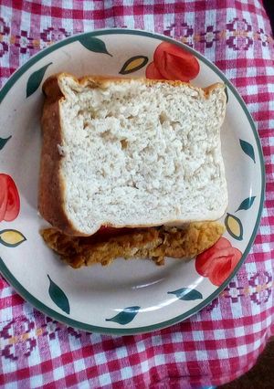 A picture of Bread and rolled omelette.