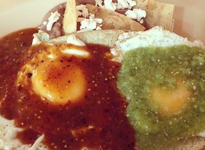 Una foto de Huevos divorciados