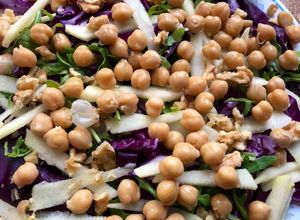 Foto di Insalata di cavolo viola e ceci
