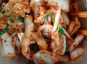 Hình của món Kim chi muối xổi.