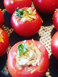 Una foto de Tomates rellenos