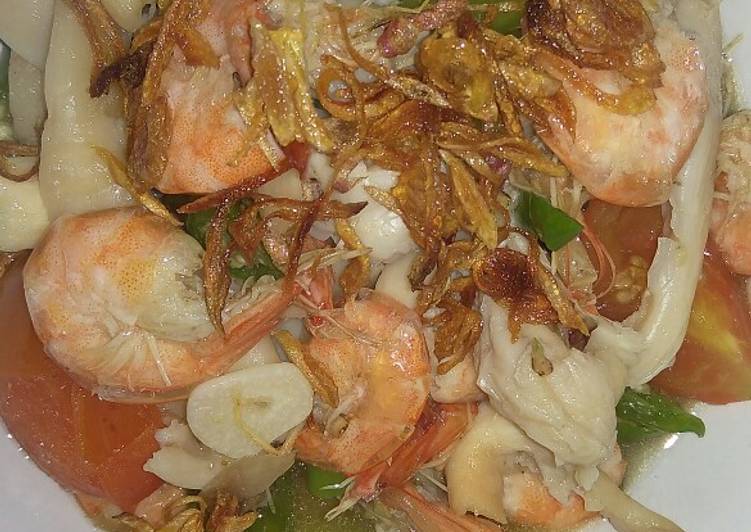 Resep Tumis udang dan jamur tiram pedas yang Menggugah Selera