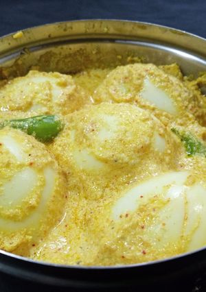 ডিম ভাপা (dim bhapa recipe in Bengali) রেসিপির প্রধান ছবি