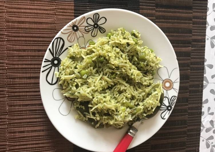 Step-by-Step Guide to Prepare Homemade Green rice#summerchallenge2